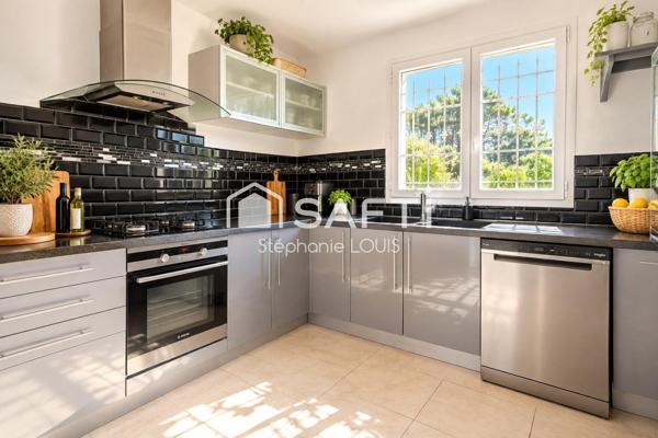 MAISON DE 2017 SUR TERRAIN DE PLUS DE 1 000m2