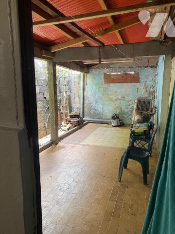 JOLIE MAISON DE VILLE A RAFRAICHIR A DILLON