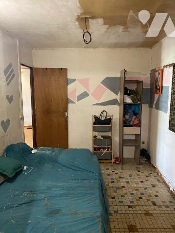 JOLIE MAISON DE VILLE A RAFRAICHIR A DILLON