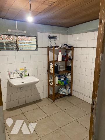 JOLIE MAISON DE VILLE A RAFRAICHIR A DILLON