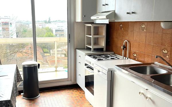 Appartement à louer    3 pièces • 68,50 m2 Talence