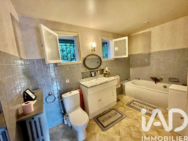 Maison à vendre 4 pièces 117 m² Tassin-la-Demi-Lune