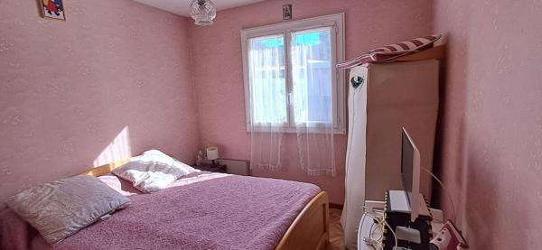 Maison plain pied avec garage, jardin, 2 chambres