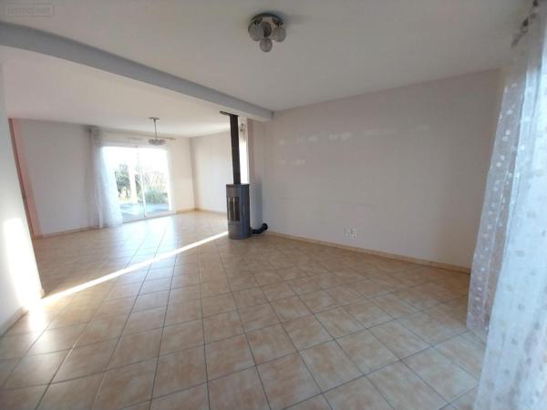 Pavillon à louer à Andouillé en Mayenne (53240), ref : 53090-944