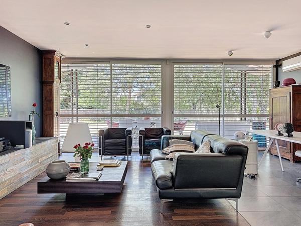 SAINT-LYS - Maison d’architecte 208 m2, baignée de lumière dans un cadre verdoyant