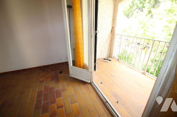 Studio à la vente de 24m2 (VUE MER) au sein d'une Résidence sécurisée à Saint-Cyr-Sur-Mer (Madrague)