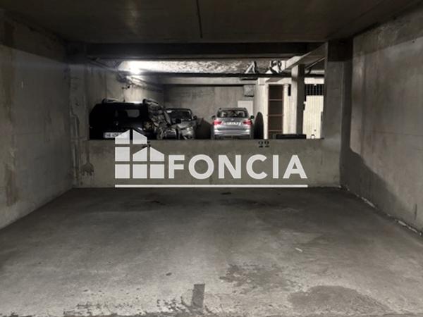 Location Parking 13 m² - AVENUE DES DROITS DE L'HOMME Montpellier 34000
