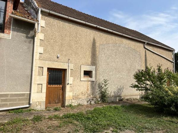 Maison à vendre |  Châteaumeillant |  11 pièces | 165 m²