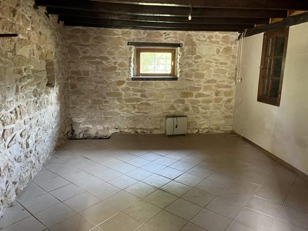 Maison à vendre |  Châteaumeillant |  11 pièces | 165 m²