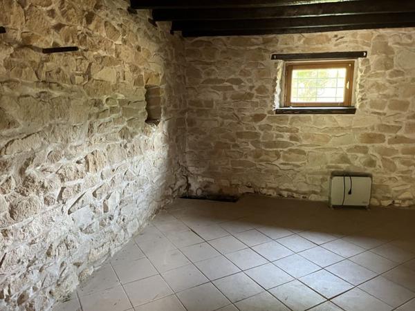 Maison à vendre |  Châteaumeillant |  11 pièces | 165 m²