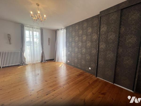 Maison bourgeoise à BAGNOLES DE L'ORNE, 6 pièces, tous commerces à pied