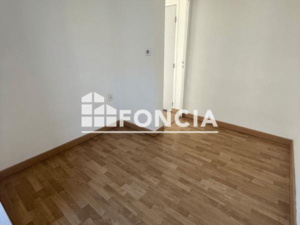 Location Studio 27.4 m² - 4B RUE DU DOCTEUR LACAZE Montauban 82000