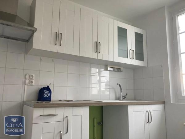 Appartement à louer 2 pièces 56.6m² Châlons-en-Champagne (51000)