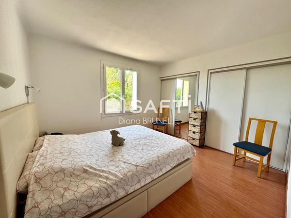 Villa avec piscine, T2 indépendant, garage