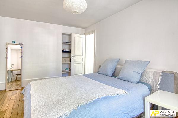 "VERSAILLES NOTRE-DAME" 5 PIÈCES MEUBLÉ - 95.36 M² - BALCON PLEIN SUD Loyer 2 490 €/mois charges comprises **  - Référence  8786