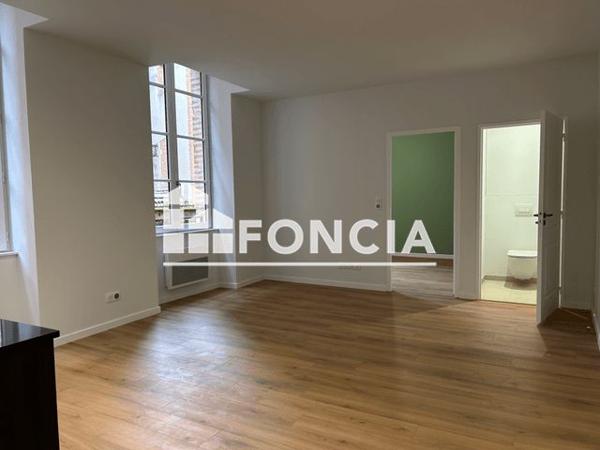 Location Appartement 2 pièces 40.3 m² - 1 RUE SAUNAL Albi 81000