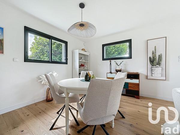 Maison 5 pièces de 110 m² à Baden (56870)