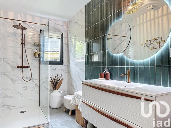 Maison 5 pièces de 110 m² à Baden (56870)