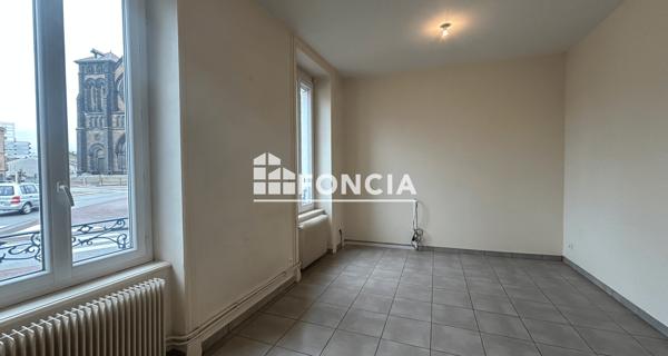Location Appartement 2 pièces 59.93 m² - Roanne 42300