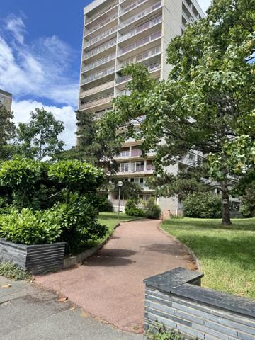ANGERS – CENTRE / LOUIS GAIN – Appartement T3 avec balcon, cave et parking