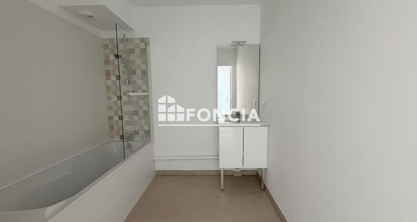 Location Appartement 3 pièces 68.81 m² - Monteux 84170