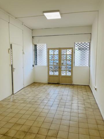 Location Local commercial70 m² - SAINT DENIS (97400)