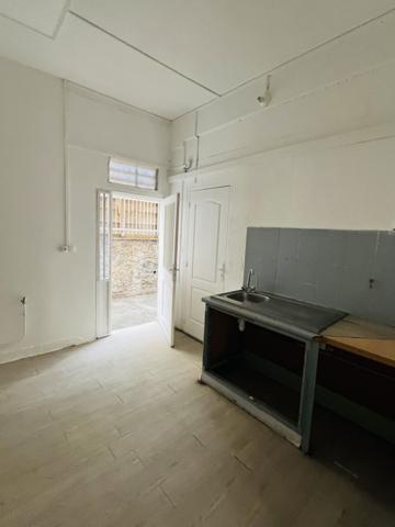 Location Local commercial70 m² - SAINT DENIS (97400)