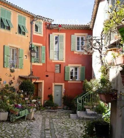 NICE / FALICON – appartement 2 pièces avec grand jardin