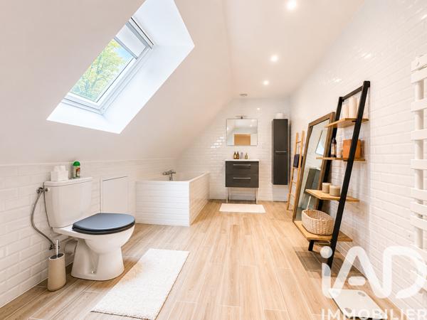 Maison à vendre 6 pièces 125 m² Neaufles-Saint-Martin