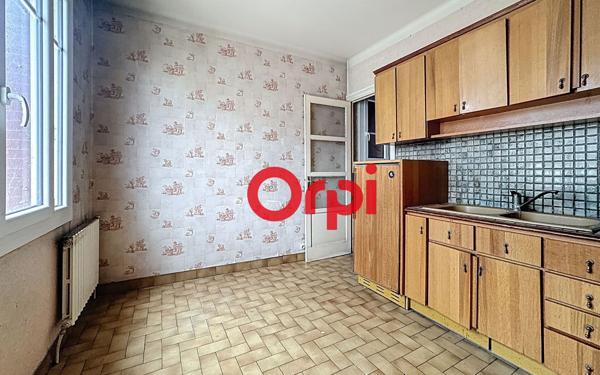 Maison à vendre    4 pièces • 147,33 m2 Pierre-Bénite