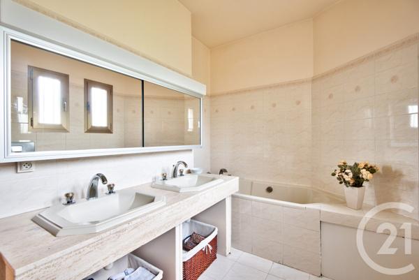 Maison à vendre  7 pièces - 234,57 m2 NICE - 06