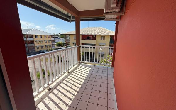 Appartement à vendre    2 pièces • 42 m2 Remire-Montjoly