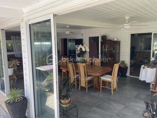 Maison contemporaine de 650 m²