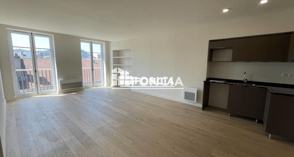 Location Appartement 3 pièces 80.2 m² - Saint-étienne 42000