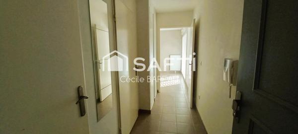 Appartement F2 à 5 min à pied du RER C avec jardin et parking en sous-sol