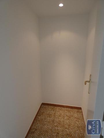 Appartement à louer 2 pièces 67.28m²
