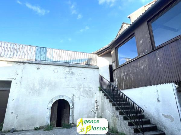 MAISON DE CARACTERE //ATYPIQUE // CENTRE MIREBEAU