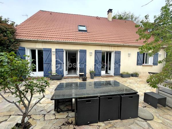 Maison de 220 m²