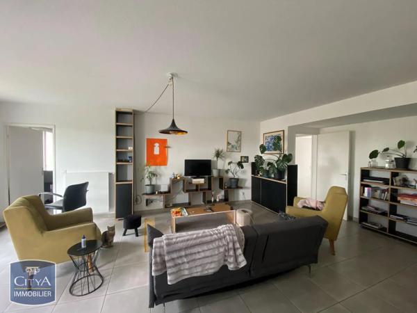 Appartement à louer 4 pièces 89.8m² Villefranche-sur-Saône (69400)