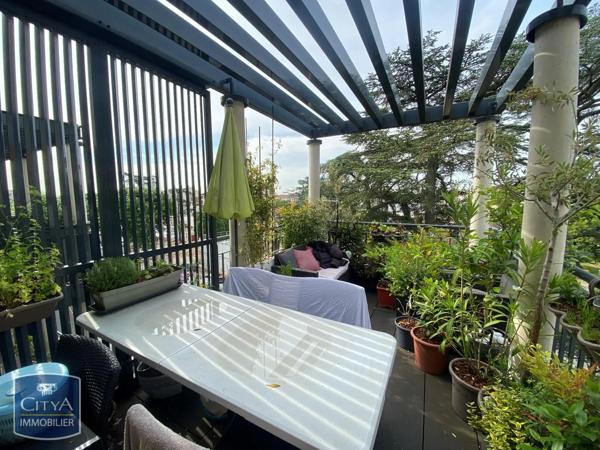 Appartement à louer 4 pièces 89.8m² Villefranche-sur-Saône (69400)