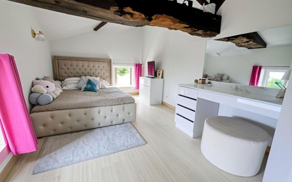 Maison à vendre    6 pièces • 215 m2 Mâcon