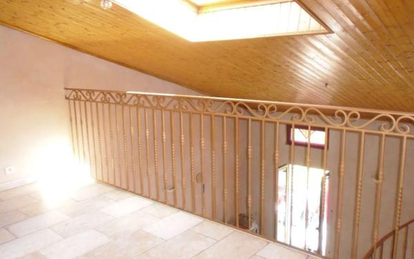 Appartement à louer    1 pièce •  L'Escarène