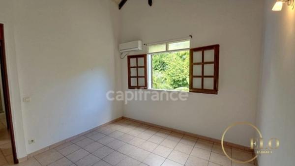 Maison T4, au fort potentiel, à vendre au Moule