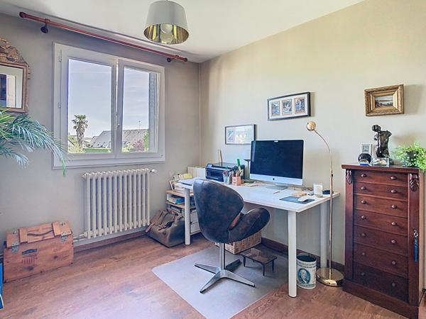 A VENDRE à la limite entre SAINT BARTHELEMY et ANGERS Maison 3 chambres et jardin !