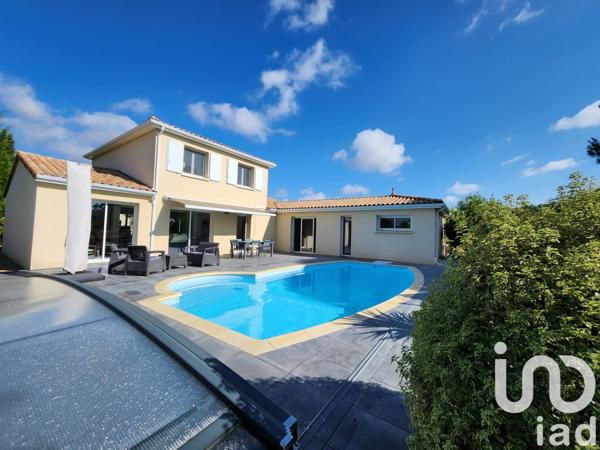 Maison à vendre 5 pièces 152 m² Saint-Martin-la-Pallu