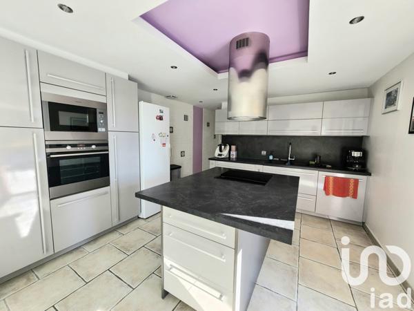 Maison à vendre 5 pièces 152 m² Saint-Martin-la-Pallu