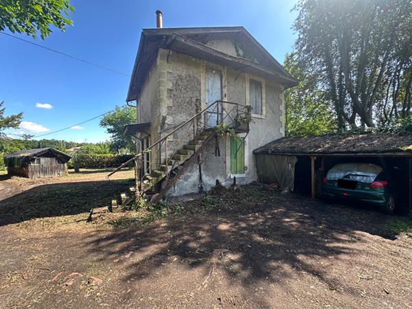 Maison à rénover sur 1384m2 de terrain , Gradignan Maison à rénover sur 1384m2 de terrain , Gradignan