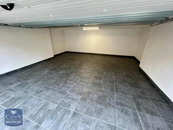 Maison à louer 4 pièces 111m² Jouars-Pontchartrain (78760)
