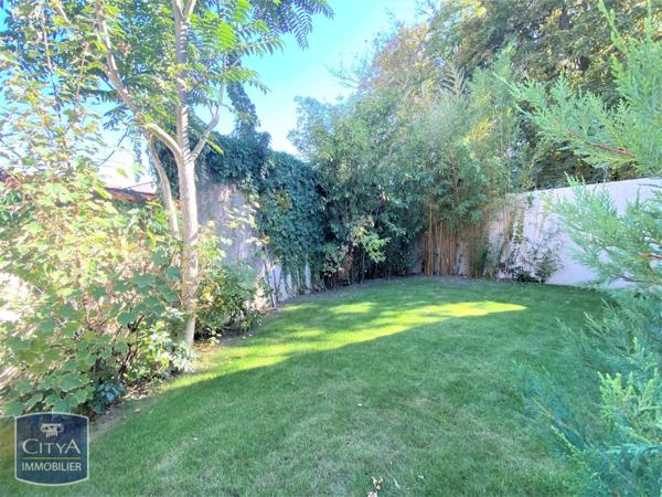 Maison à louer 4 pièces 111m² Jouars-Pontchartrain (78760)