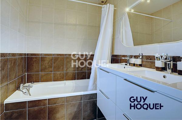 Maison récente 5 pièces à vendre à Meyzieu - Réf. 6639